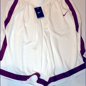 NIKE BASKETBALL SHORTS BRAND NEW w/ TAGS SIZE XXL